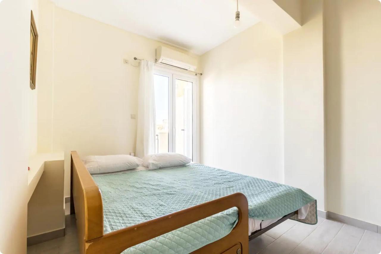 Οικια Elisabeth Apartamento Loútsa Exterior foto