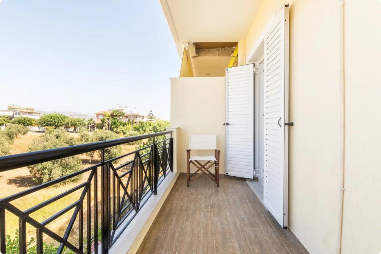 Οικια Elisabeth Apartamento Loútsa Exterior foto