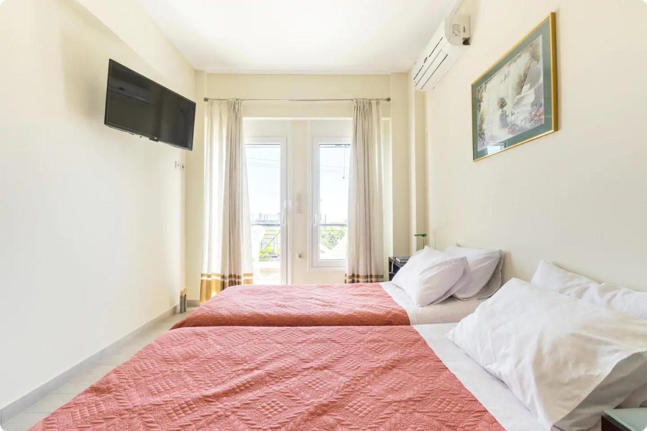 Οικια Elisabeth Apartamento Loútsa Exterior foto
