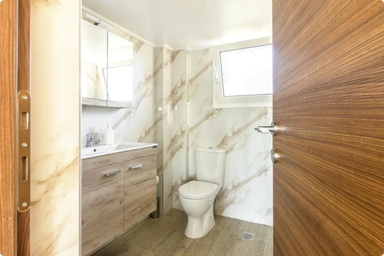 Οικια Elisabeth Apartamento Loútsa Exterior foto