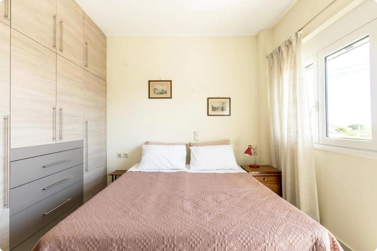 Οικια Elisabeth Apartamento Loútsa Exterior foto