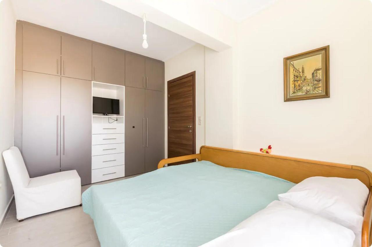 Οικια Elisabeth Apartamento Loútsa Exterior foto