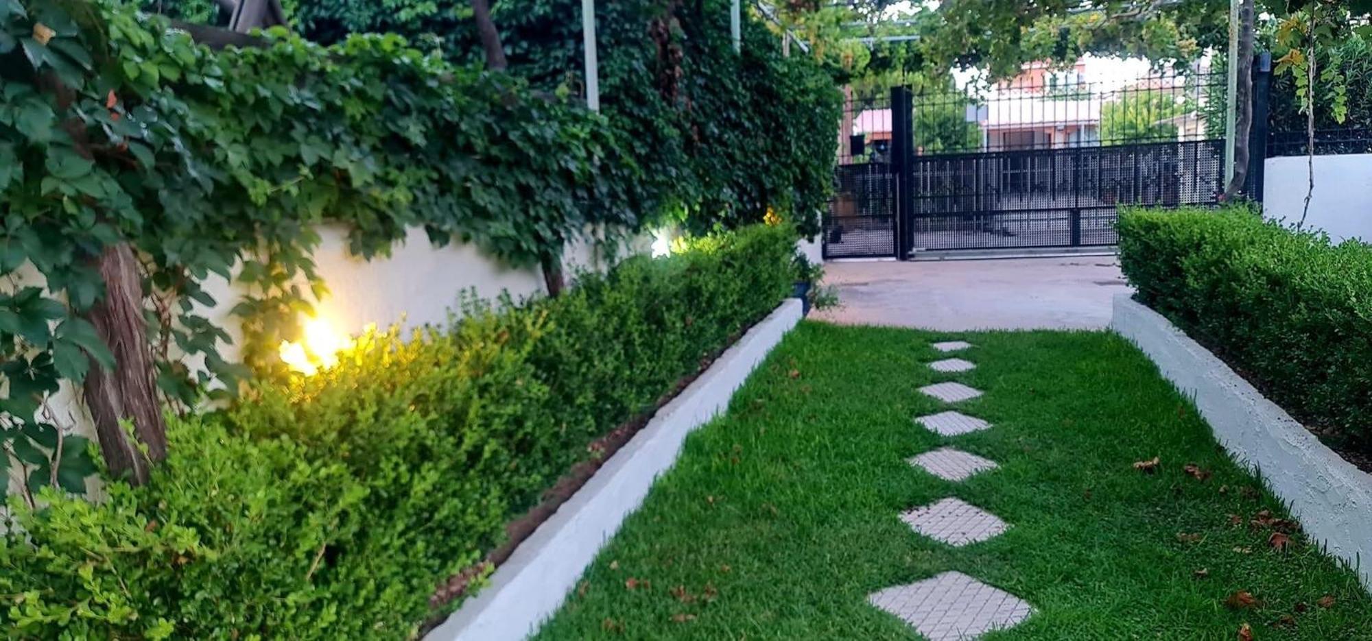 Οικια Elisabeth Apartamento Loútsa Exterior foto